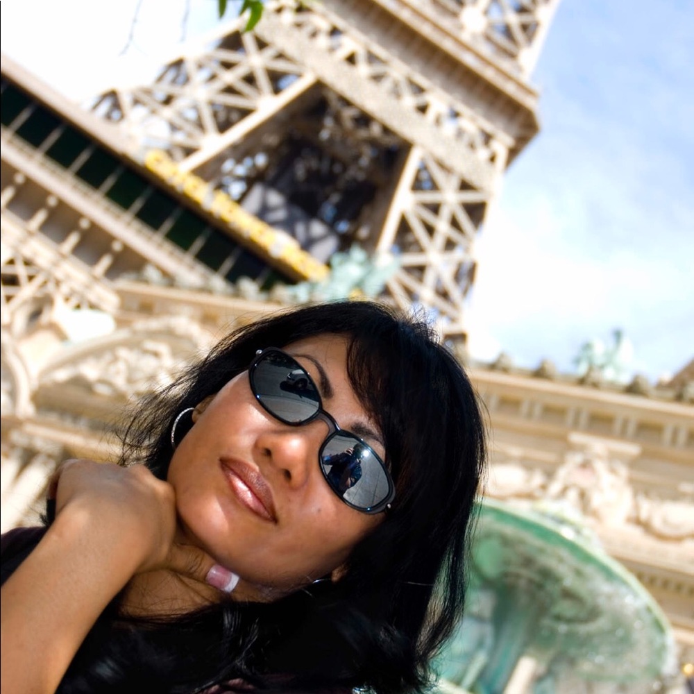 Meet your Posher, Saphyna